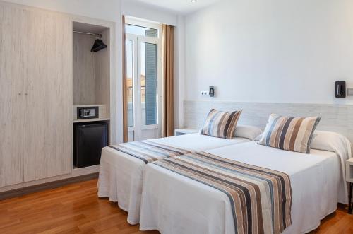 Habitación cuádruple del hotel Mediodia