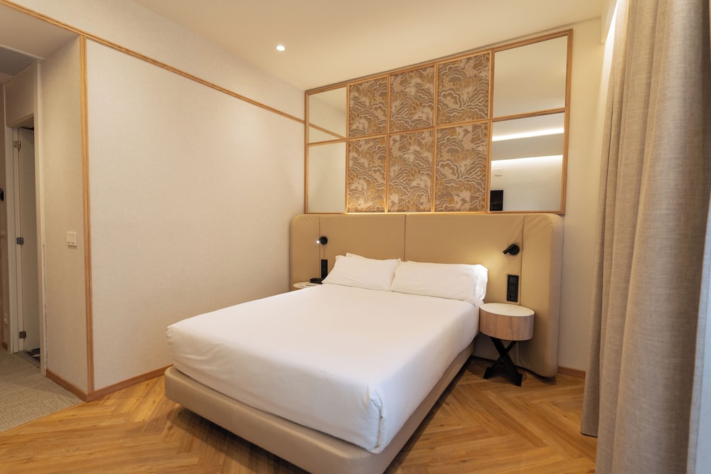 Habitación estándar doble del hotel Petit Palace Chueca. Foto 9