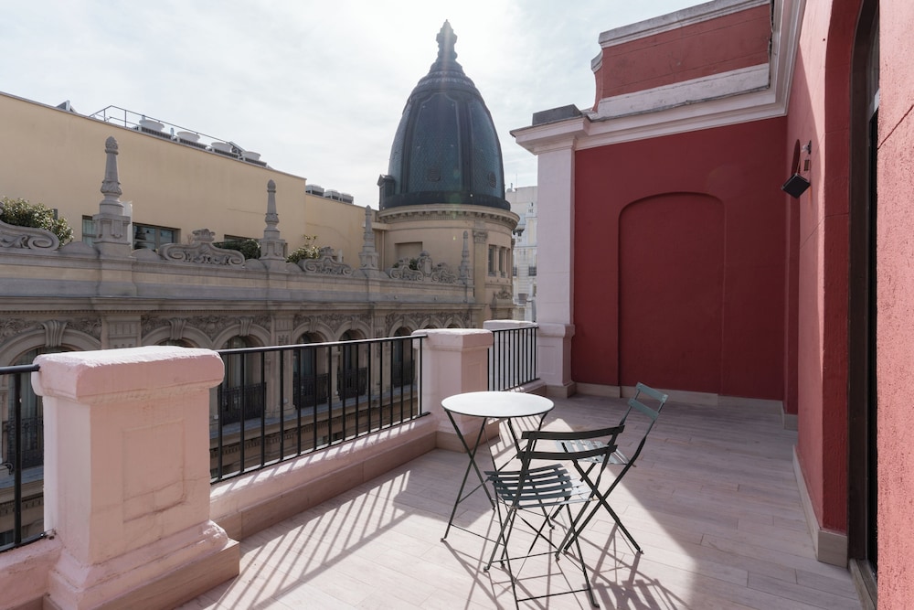 Habitación doble superior, terraza del hotel Petit Palace Chueca. Foto 7
