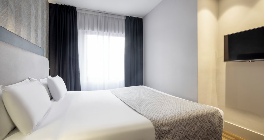 Habitación doble superior del hotel Ilunion Suites Madrid