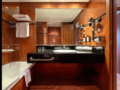 Habitación Estandar del hotel Madrid Alameda Aeropuerto, Affiliated By Meliá. Foto 2