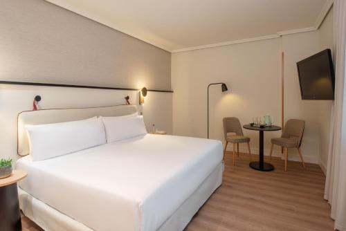 Suite Junior con terraza del hotel Madrid Alameda Aeropuerto, Affiliated By Meliá. Foto 3
