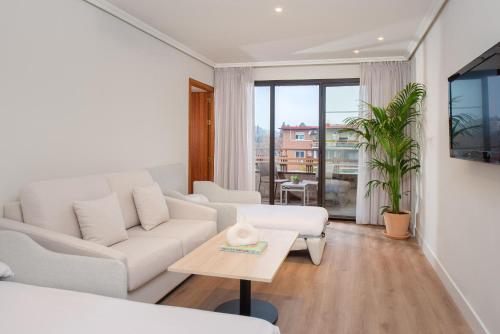 Suite Junior con terraza del hotel Madrid Alameda Aeropuerto, Affiliated By Meliá. Foto 5