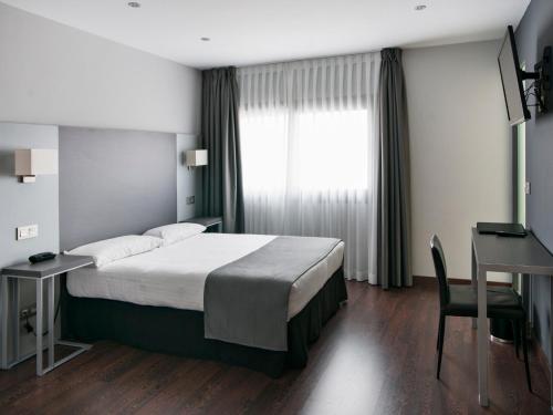 Habitación Doble - 1 o 2 camas del hotel Uve Alcobendas. Foto 15