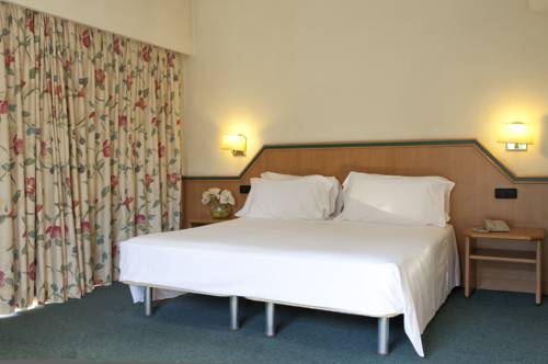 Habitación doble Económica del hotel Praga. Foto 2