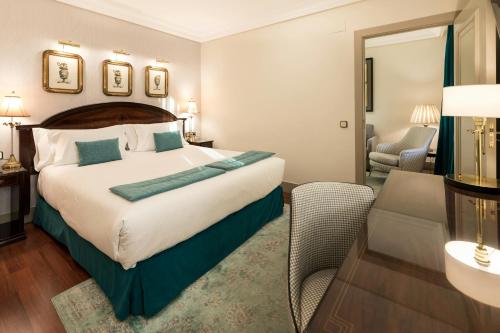 Habitación Doble Superior del hotel Sercotel Gran Conde Duque. Foto 6
