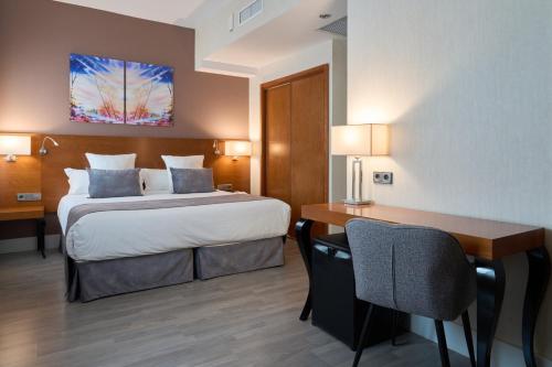 Habitación Familiar del hotel Puerta De Toledo. Foto 2