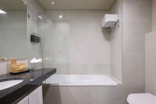 Habitación Meliá del hotel Melia Setubal. Foto 4