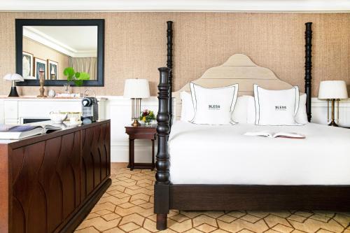 Suite con vistas al jardín del hotel Bless Hotel Madrid, A Member Of The Leading Hotels Of The World