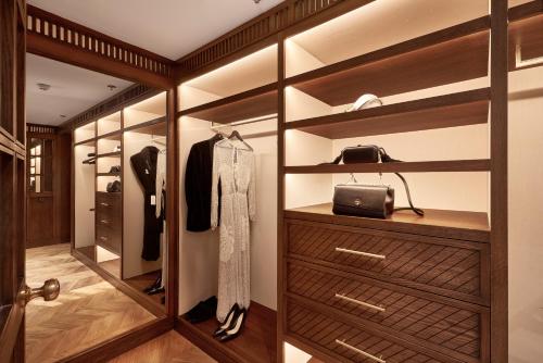 Suite con vistas al jardín del hotel Bless Hotel Madrid, A Member Of The Leading Hotels Of The World. Foto 1