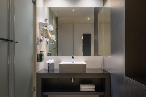 Habitación Meliá del hotel Meliá Lisboa Aeroporto. Foto 3