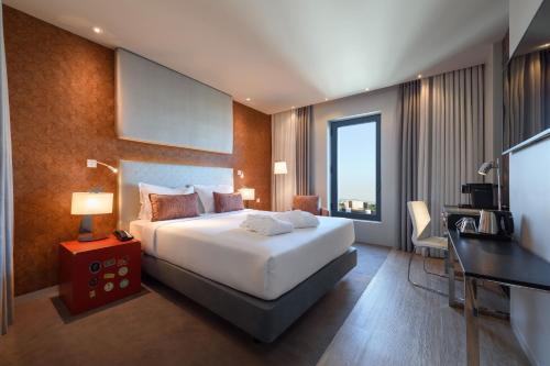 Habitación Doble Premium del hotel Meliá Lisboa Aeroporto. Foto 4