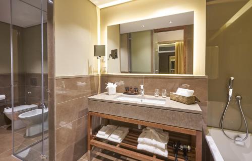 Suite Junior del hotel Portobay Liberdade. Foto 2