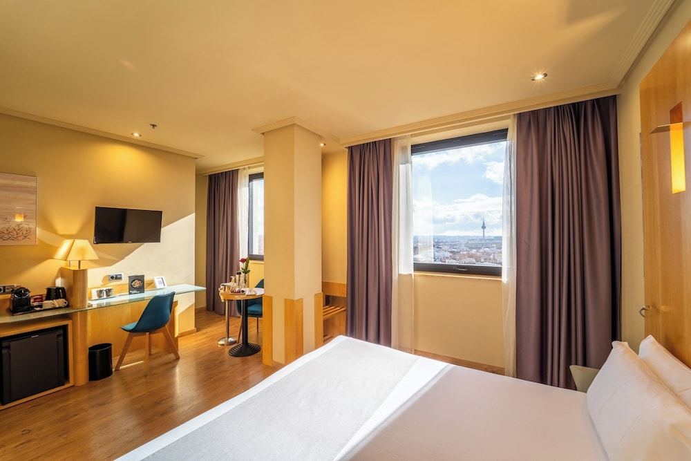 Habitación Deluxe doble del hotel Abba Madrid