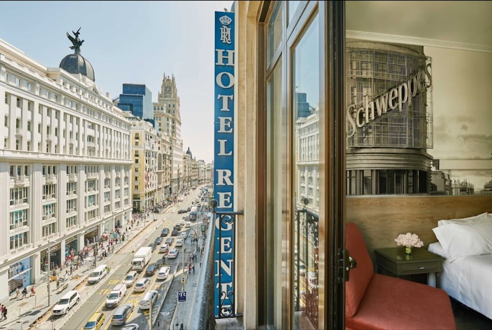 Doble Vista Gran Vía del hotel Regente. Foto 1