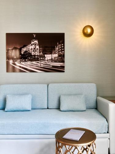 Habitación Cuádruple con vistas a la ciudad del hotel Regente. Foto 2