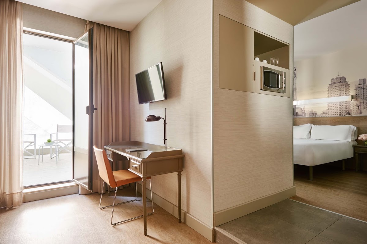 Habitación Doble con cama supletoria del hotel Regente. Foto 3