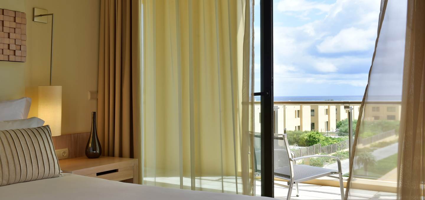 Duplex 2 habitaciones del hotel Pestana Colombos Premium Club All Inclusive. Foto 2