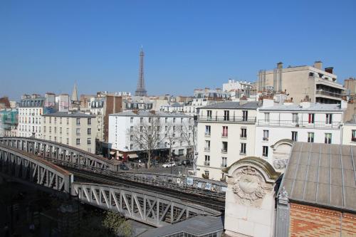 Alojamiento Doble con vistas a la Torre Eiffel del hotel Art Eiffel