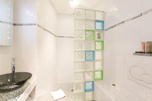 Habitación Doble Cabriole del hotel Atelier Vavin. Foto 5