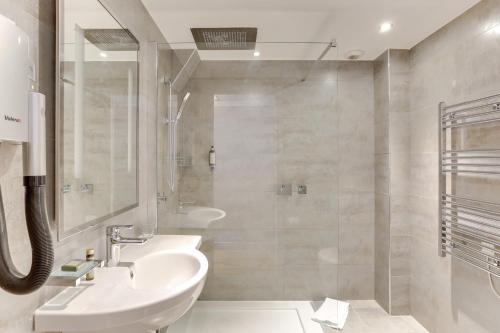 Habitación Doble Deluxe del hotel Louvre Richelieu. Foto 9