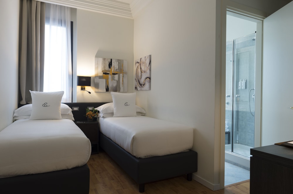 Habitación doble (Small Initiale) del hotel Elizabeth Lifestyle. Foto 1