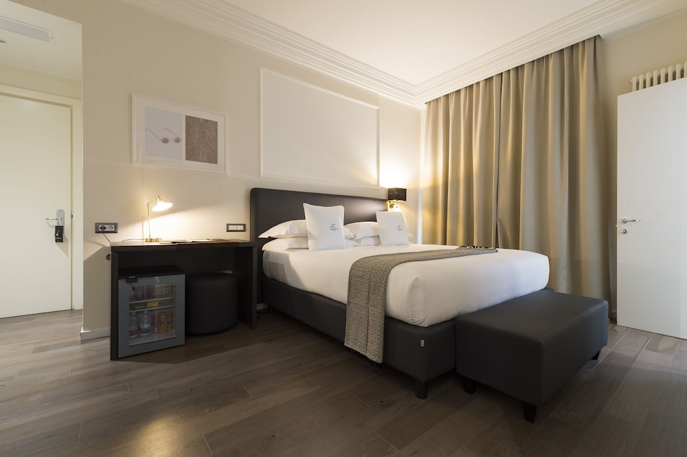 Habitación Triple Superior del hotel Elizabeth Lifestyle. Foto 1