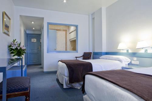 Estudio Estándar del hotel Espahotel Plaza De España. Foto 14