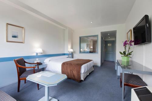 Estudio Estándar del hotel Espahotel Plaza De España. Foto 17