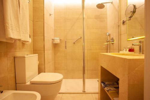 Estudio Triple Premium del hotel Espahotel Plaza De España. Foto 9