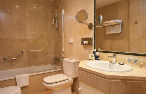Habitación Familiar del hotel Barrio De Salamanca Suites. Foto 3