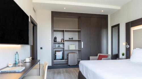 Habitación Superior - 1 cama grande del hotel Novotel Madrid Center. Foto 4