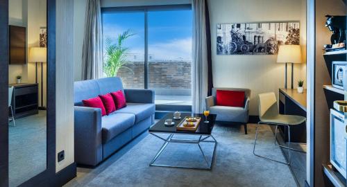 Habitación Executive con terraza del hotel Novotel Madrid Center