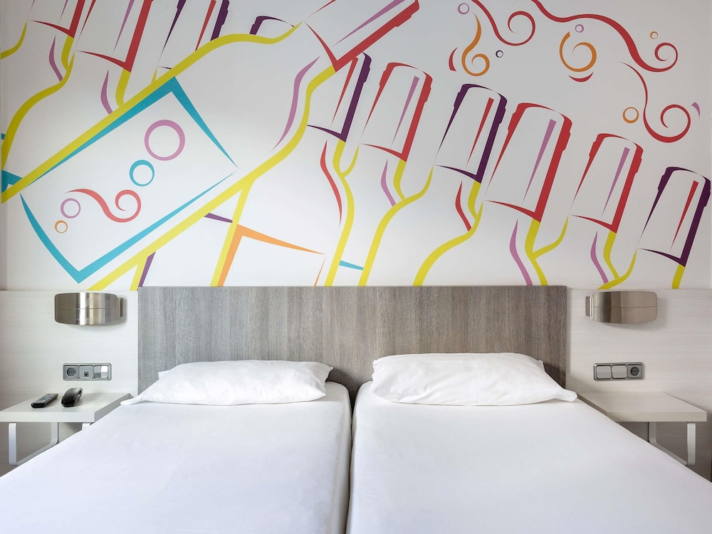 Habitación Standard con 2 camas individuales del hotel Ibis Styles Madrid Prado