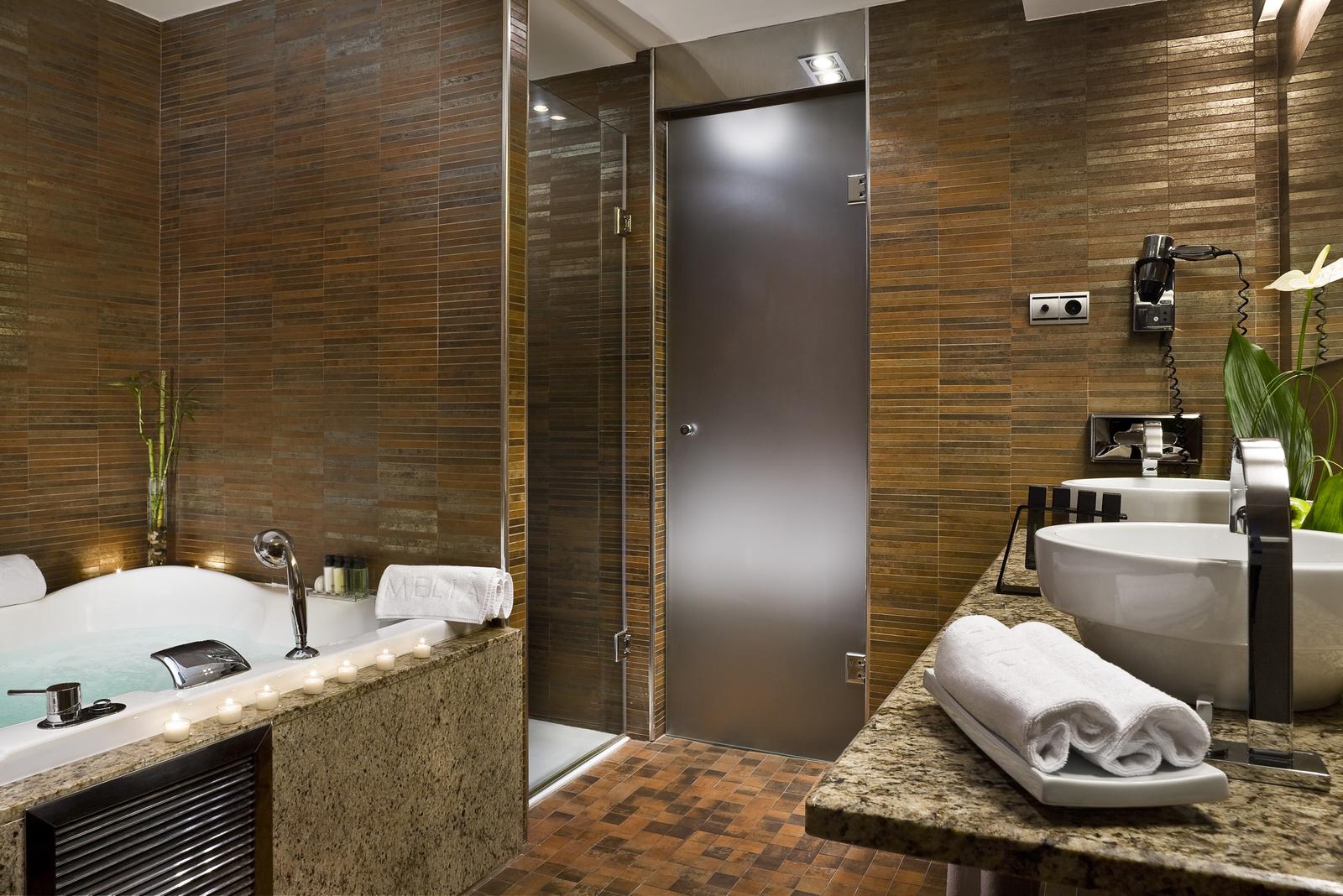 Suite The Level del hotel Melia Madrid Princesa. Foto 2