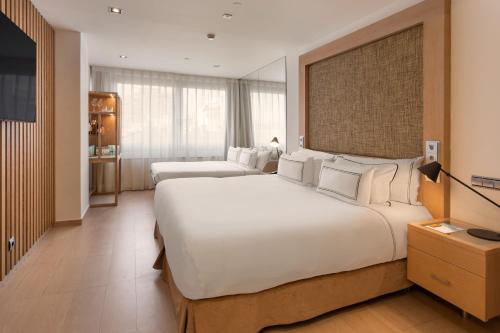 Suite Junior The Level del hotel Melia Madrid Princesa. Foto 3