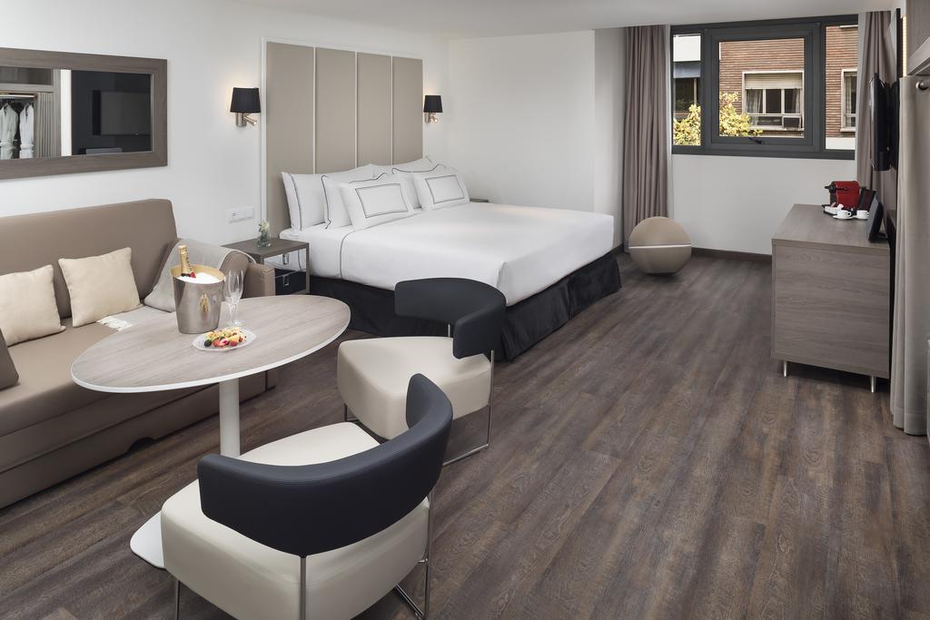 Habitación doble Premium The Level Grand del hotel Melia Madrid Serrano