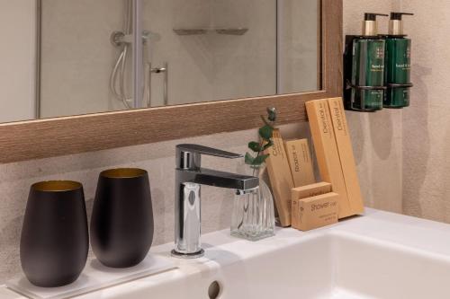 Alojamiento Grand Premium The Level con bañera del hotel Melia Madrid Serrano. Foto 4