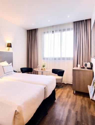 Habitación comunicada Supreme del hotel Melia Madrid Serrano. Foto 4