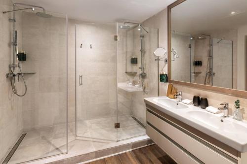 Habitación The Level Premium del hotel Melia Madrid Serrano. Foto 4