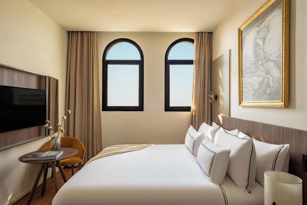 Junior suite Lujo 1 Cama king Temática Sofá Cama incluido del hotel Casa de Las Artes, member of Meliá Collection