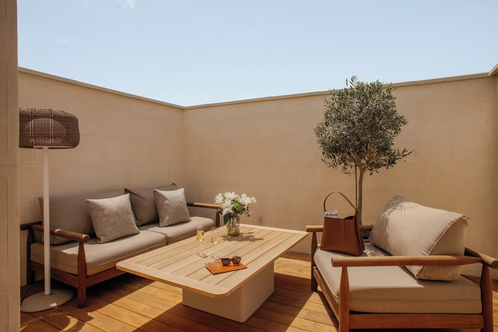 Junior suite Balcón o Terraza 1 Cama king Temática del hotel Casa de Las Artes, member of Meliá Collection