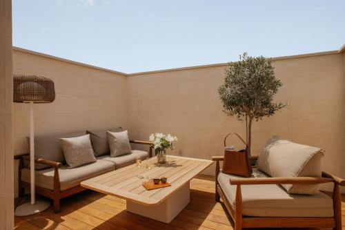 The Artist Junior Suite con Terraza del hotel Casa de Las Artes, member of Meliá Collection. Foto 3