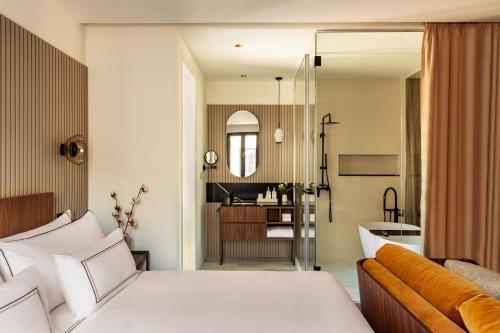 The Artist Junior Suite del hotel Casa de Las Artes, member of Meliá Collection