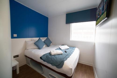 Habitación Doble Estándar con ventana del hotel Citi Luton. Foto 2