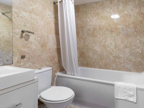 Habitación Doble Estándar del hotel Stuart. Foto 5