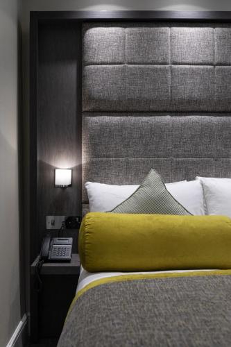 Habitación Doble Económica del hotel Mornington London Victoria. Foto 1