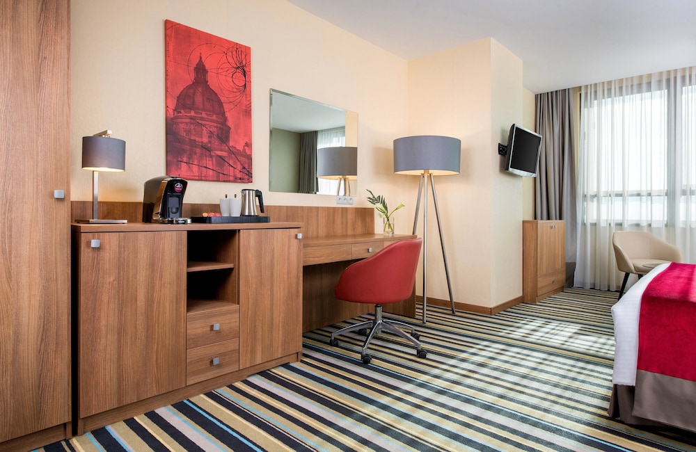Habitación Deluxe del hotel Leonardo Royal Warsaw