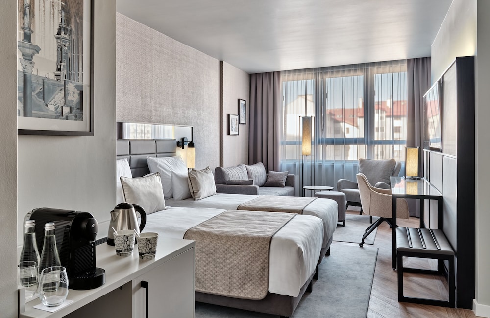 Habitación Ejecutiva del hotel Leonardo Royal Warsaw. Foto 5