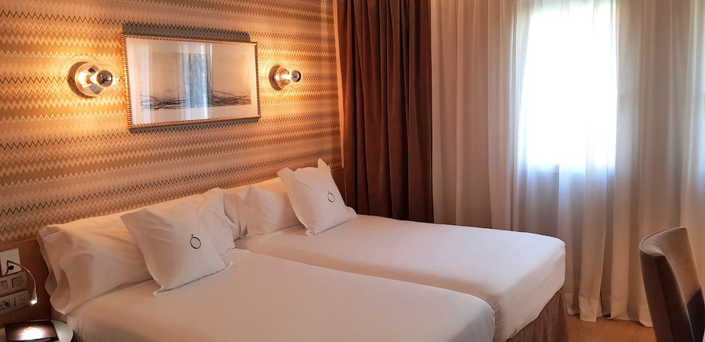 Habitación estándar con 2 camas individuales, 2 camas individuales del hotel Ópera